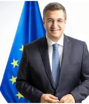 Apostolos-Tzitzikostas-banner