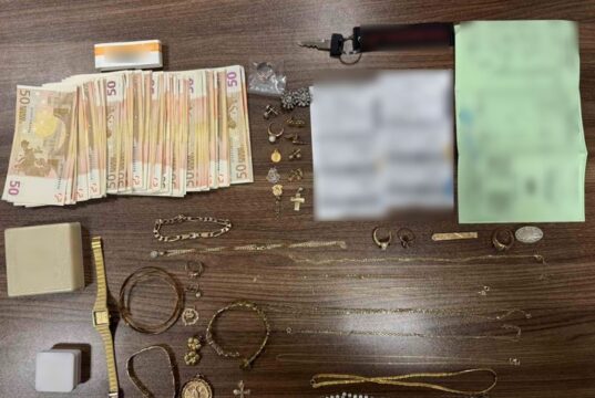Σύλληψη ανήλικου, ως μέλος οργανωμένου κυκλώματος που εξαπατούσε πολίτες