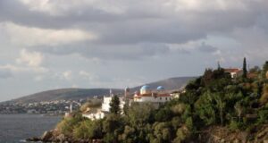 Ιερά Μονή Μυρσινιδίου, τέλεση ιερών ακολουθιών κάθε Πέμπτη