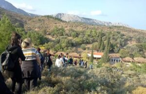 Περίπατος στο Λωβοκομείο- Πρέπει να σωθεί το μνημείο
