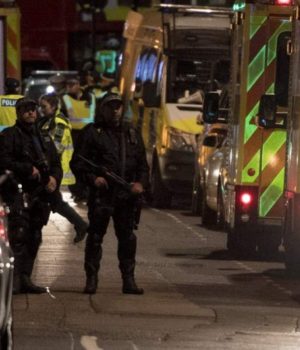 LONDINO_TROMOKRATIKI_EPITHESSI_3jUN17