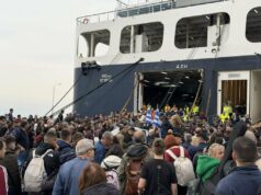 ΛΑΪΚΗ ΣΥΣΠΕΙΡΩΣΗ Β. Αιγαίου: Ο κόμπος έφτασε στο χτένι – Σε απόγνωση οι κτηνοτρόφοι της Λέσβου