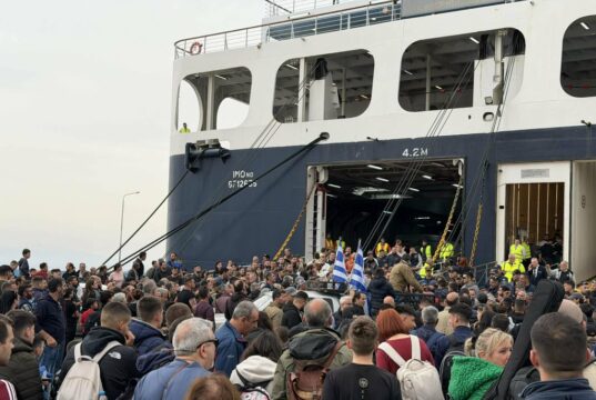 ΛΑΪΚΗ ΣΥΣΠΕΙΡΩΣΗ Β. Αιγαίου: Ο κόμπος έφτασε στο χτένι – Σε απόγνωση οι κτηνοτρόφοι της Λέσβου