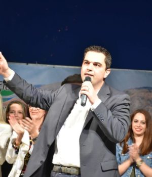 Triantafillos_Kostas_plateia