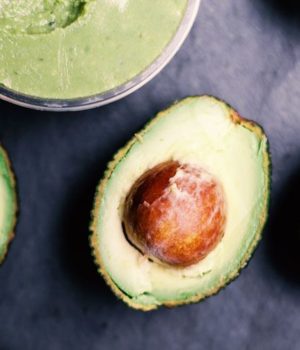 avokanto-agapaei-tin-kardia-sou