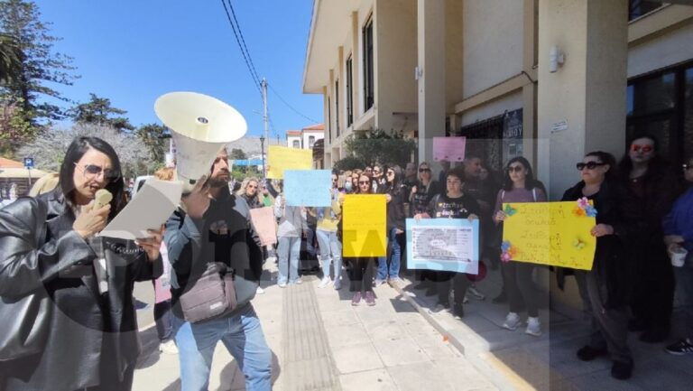 Κινητοποίηση εργαζομένων σε παιδικούς σταθμούς, με αίτημα: «σταθερούς παιδαγωγούς, χαρούμενα παιδιά»