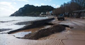 Το λιμανάκι του Εμπορειού κτύπησε η κακοκαιρία Erminio