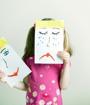 katathlipsi_sta_paidia_kai_efivous