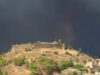 Ενας χρόνος, δύο κόσμοι. Για τη φωτιά της 12ης Αυγούστου 2025, του Σωτήρη Παραδείση