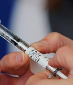 pfizer-embolio-koronoios-1024x576-5