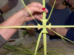 Καρδάμυλα: Χειροποίητοι σταυροί με βάγια για την Κυριακή των Βαΐων (video)